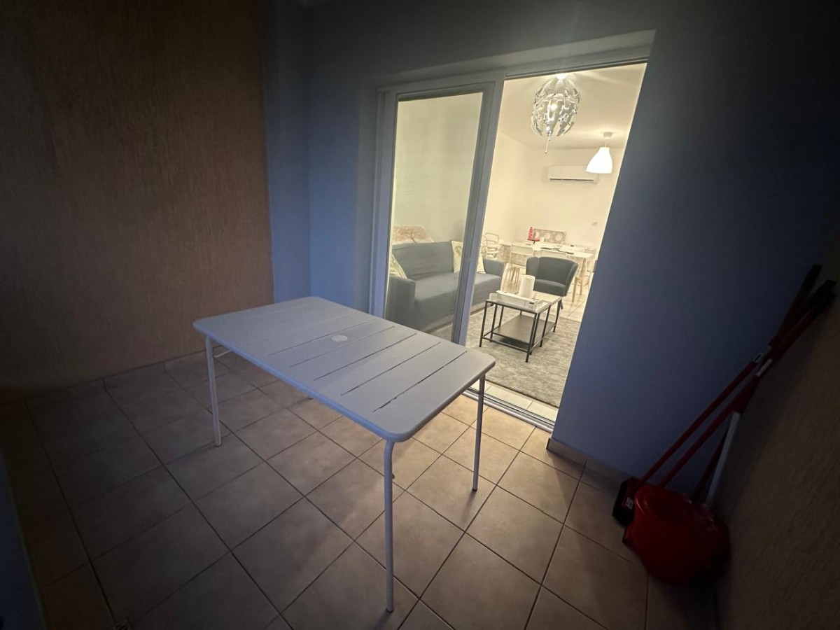 Apartment For Rent  in  Select Location