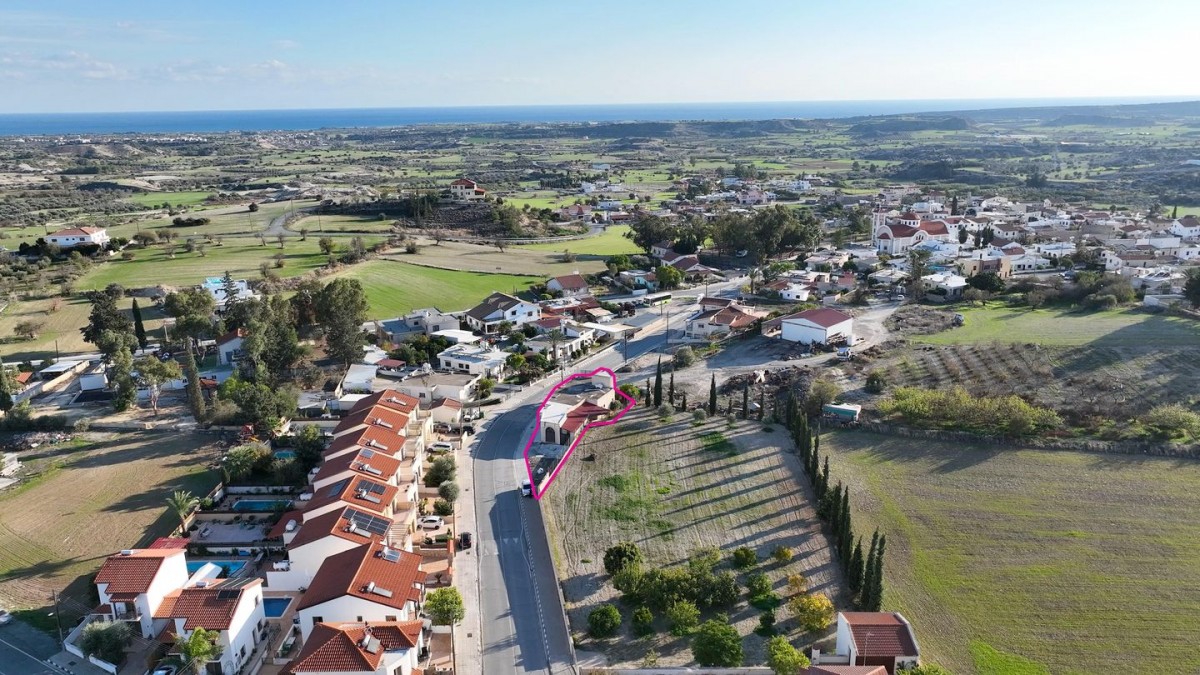 Building with two shops located in  Anafotida, Larnaka