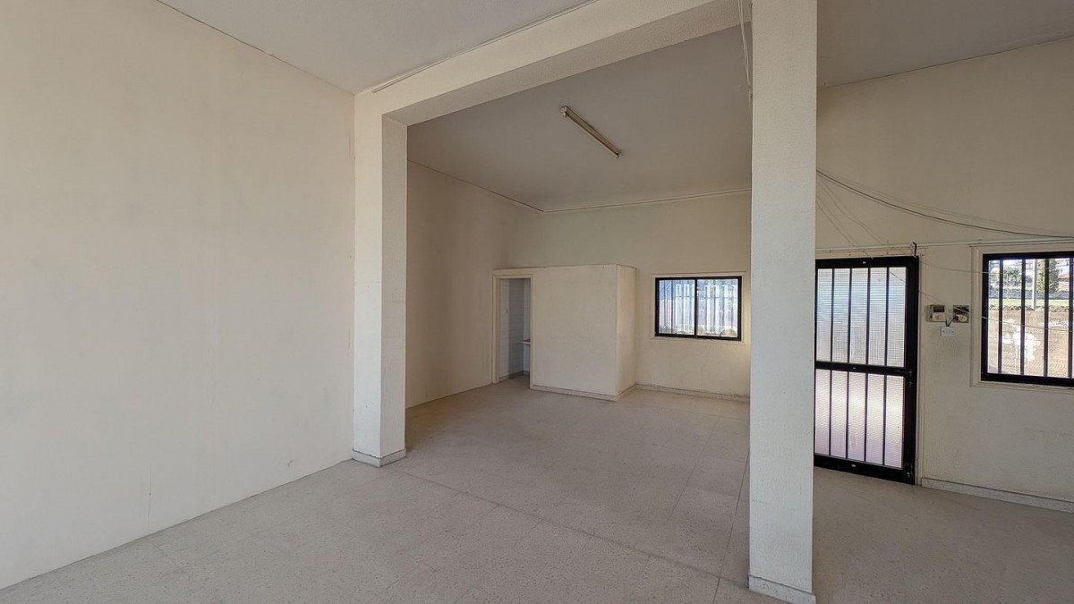 Building with two shops located in  Anafotida, Larnaka