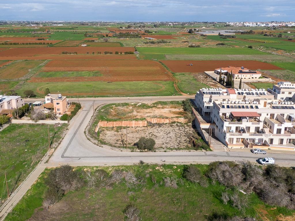 Field - Liopetri, Famagusta
