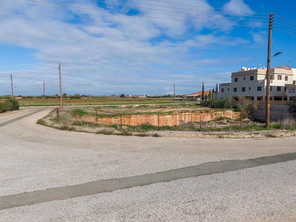 Field - Liopetri, Famagusta