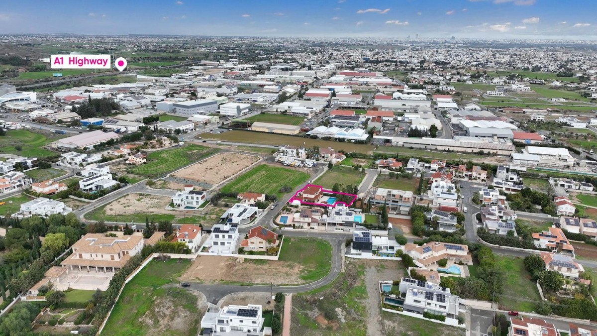 Luxurious Mansion in Agios Georgios, Latsia, Nicosia