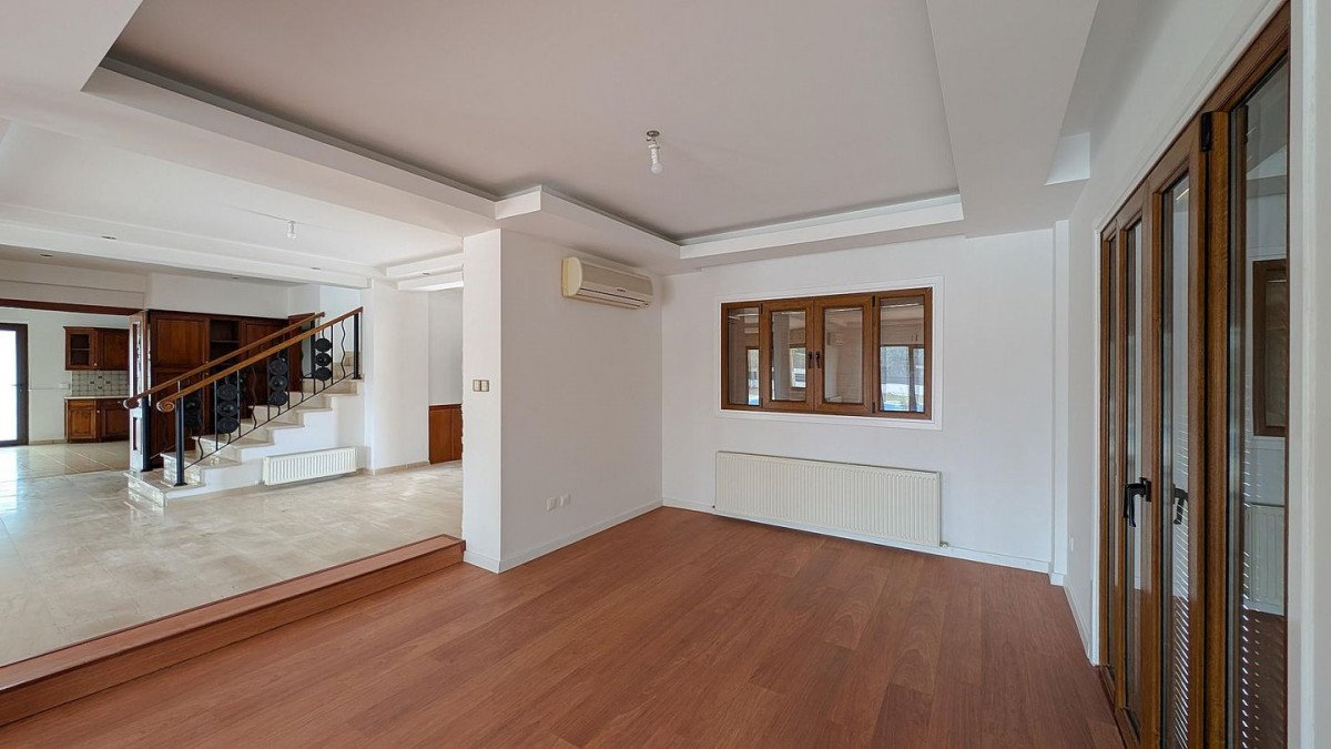 Luxurious Mansion in Agios Georgios, Latsia, Nicosia