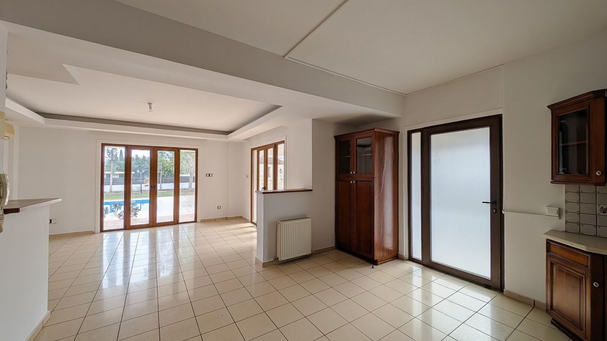 Luxurious Mansion in Agios Georgios, Latsia, Nicosia