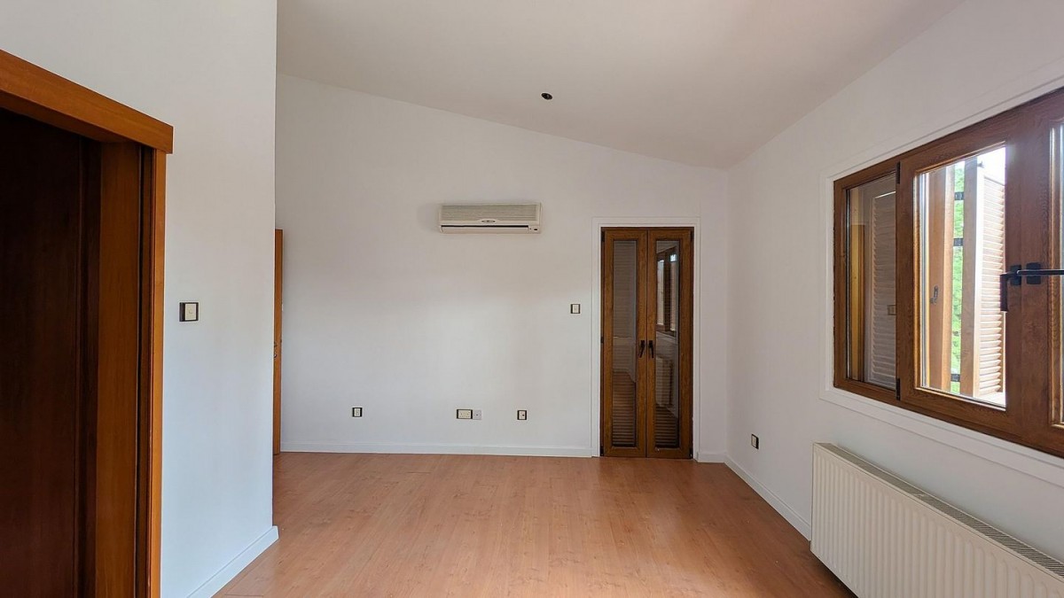 Luxurious Mansion in Agios Georgios, Latsia, Nicosia