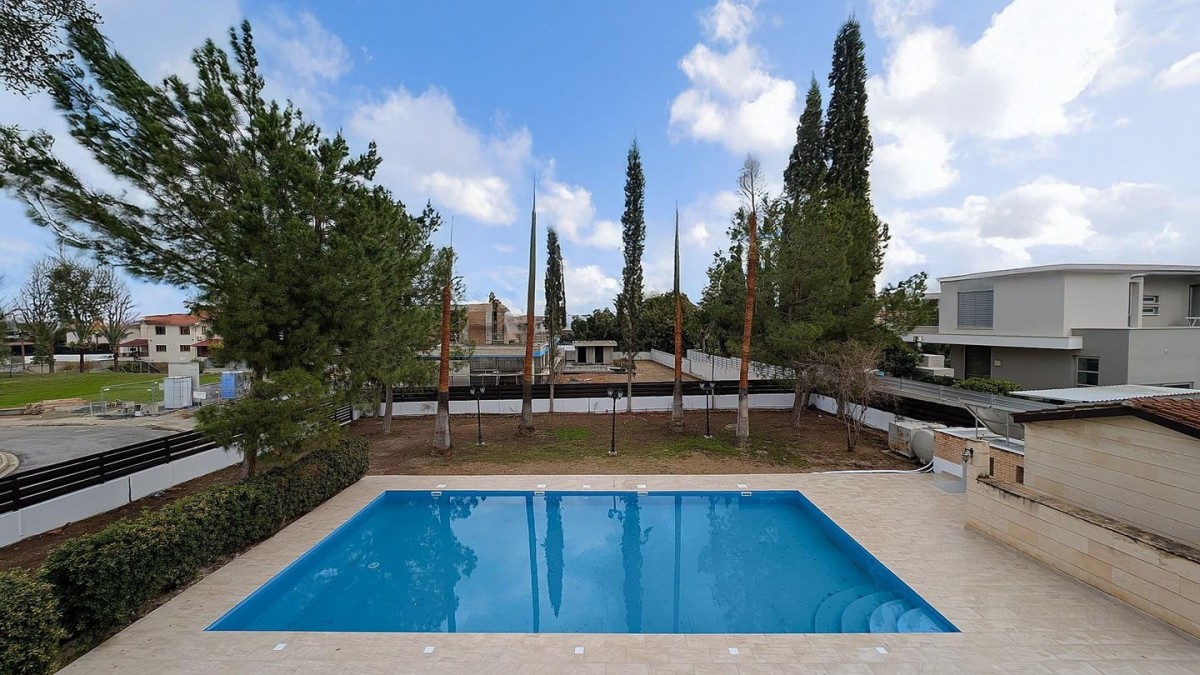 Luxurious Mansion in Agios Georgios, Latsia, Nicosia