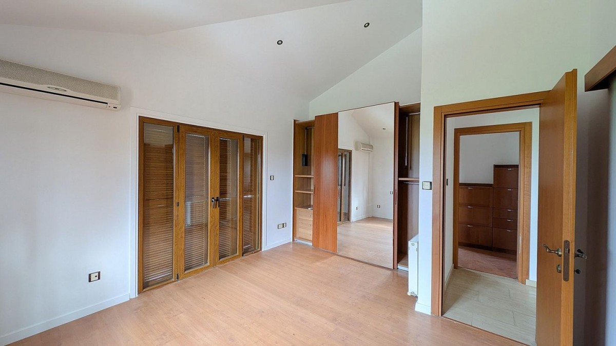 Luxurious Mansion in Agios Georgios, Latsia, Nicosia