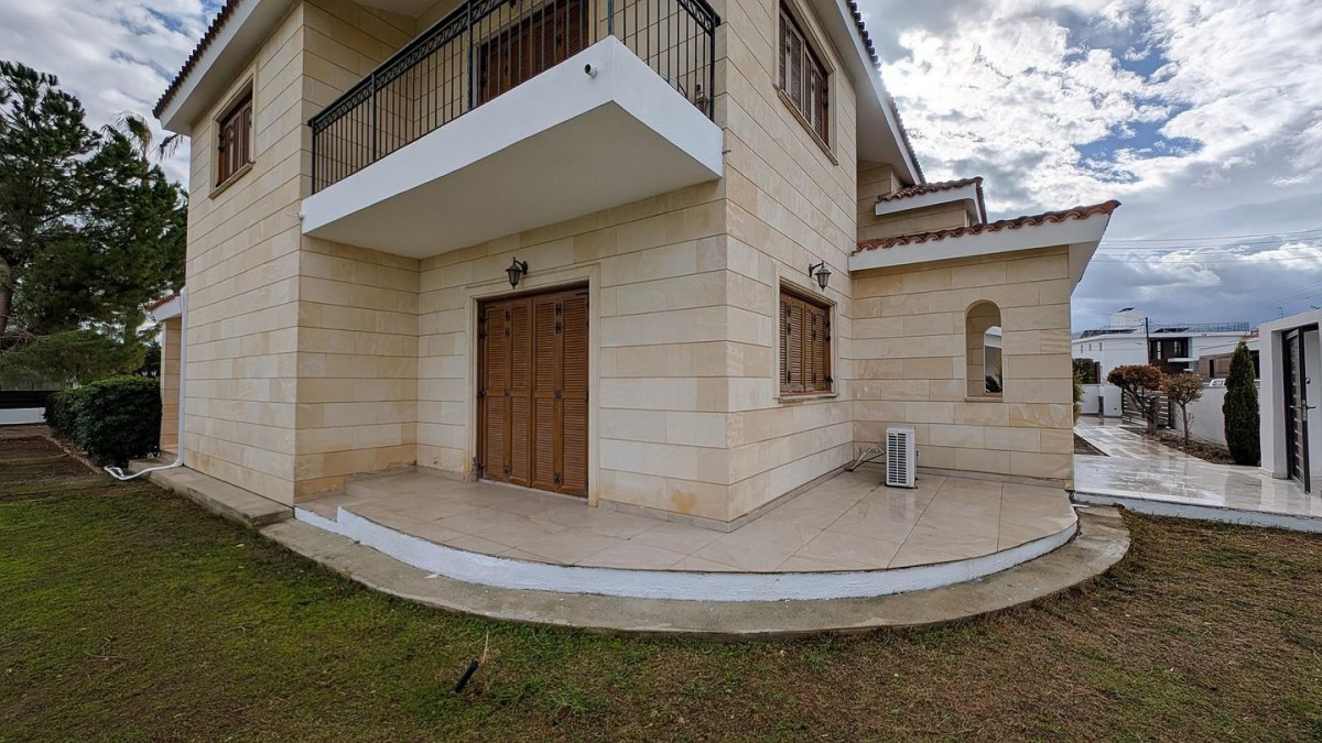 Luxurious Mansion in Agios Georgios, Latsia, Nicosia