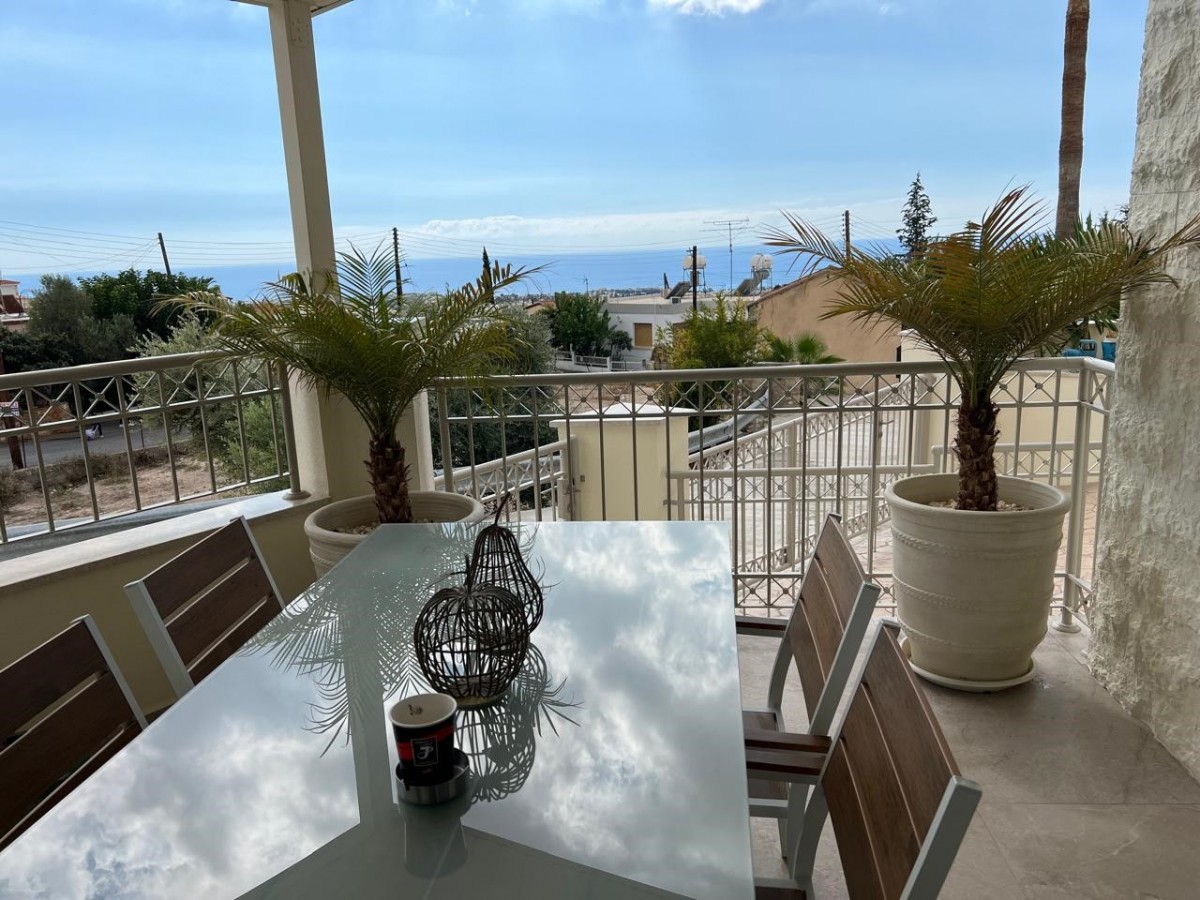 Detached Villa For Sale  in  Peyia