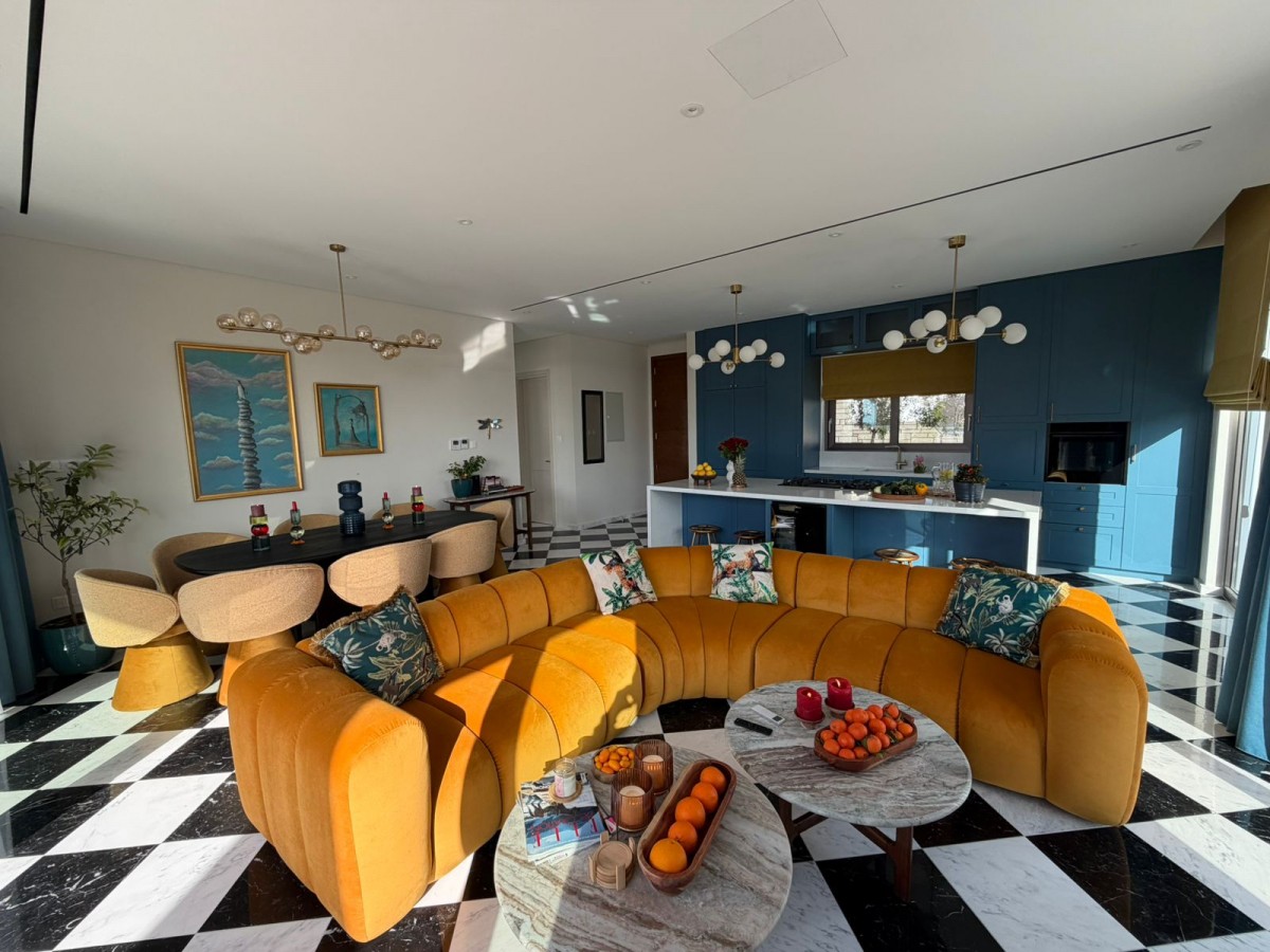 Detached Villa For Sale  in  Peyia - Sea Caves