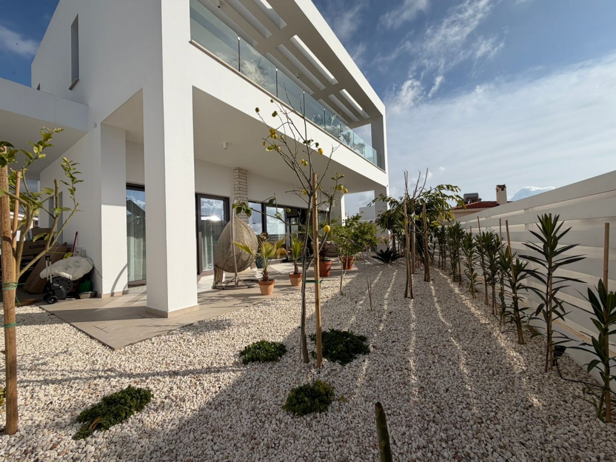 Detached Villa For Sale  in  Peyia - Sea Caves