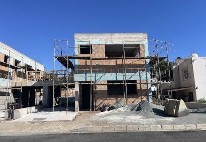 Detached Villa For Sale  in  Empa