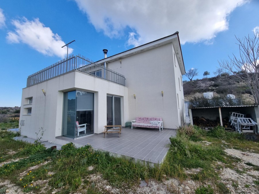 Detached Villa For Sale  in  Episkopi