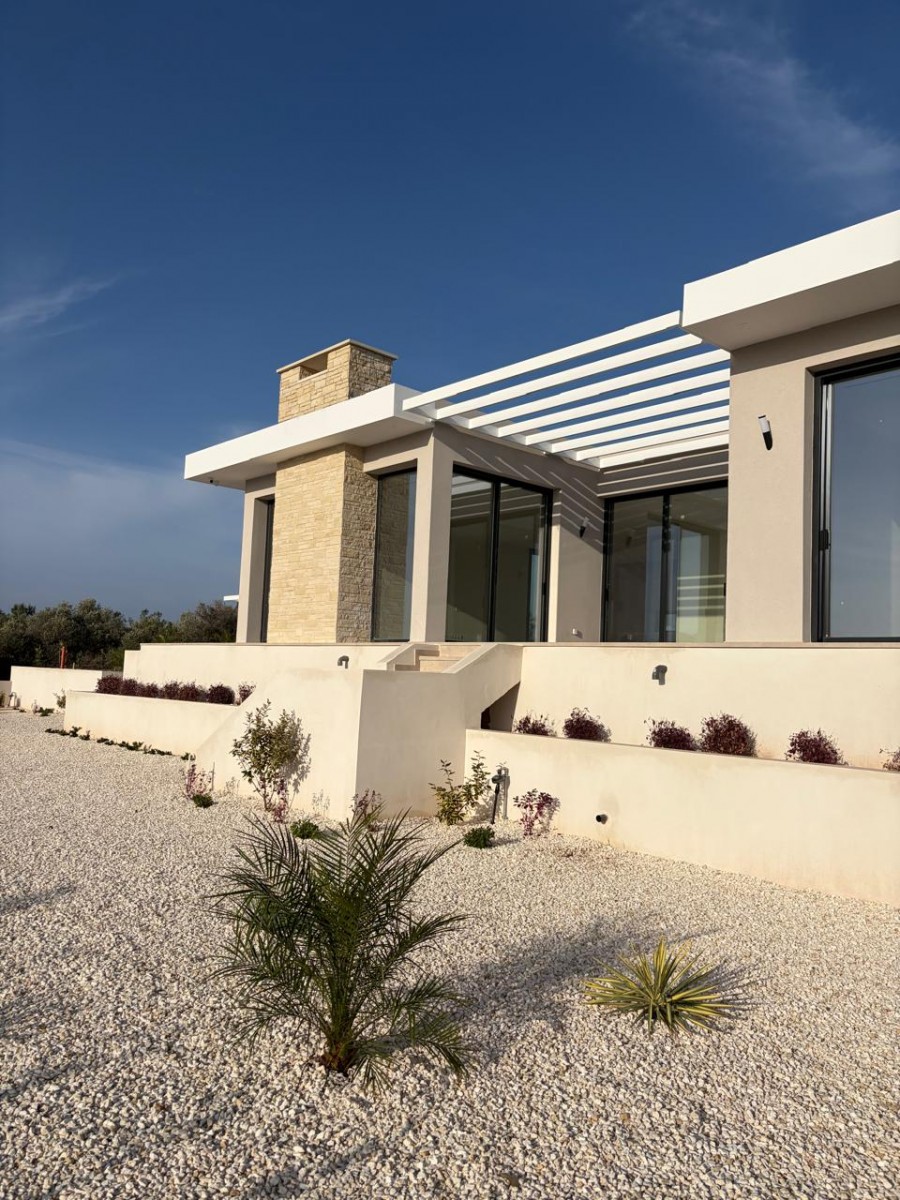 Detached Villa For Sale  in  Kouklia - Secret Valley