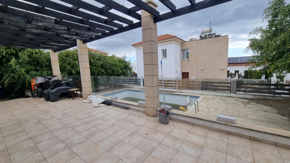 Detached Villa For Sale  in  Peyia - Coral Bay