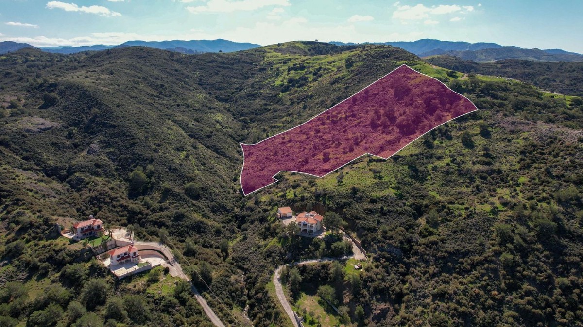 (Share) Residential field in Pigeneia, Nicosia