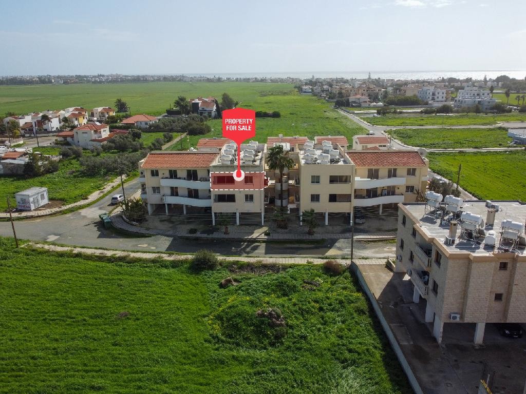 Pervolia, Larnaca Apartment For Sale | WW30999