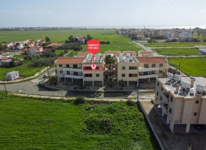 Pervolia, Larnaca Apartment For Sale | WW30999