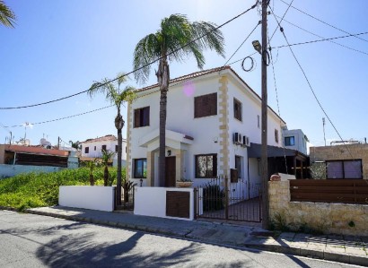 Dali, Nicosia Detached Villa For Sale | WW31005