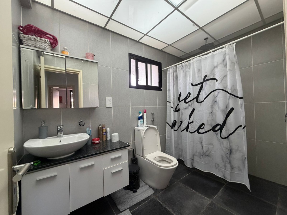 Apartment For Sale  in  Yeroskipou