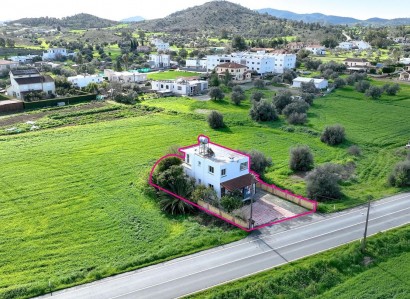 Agia Varvara, Nicosia Detached Villa For Sale | WW31032