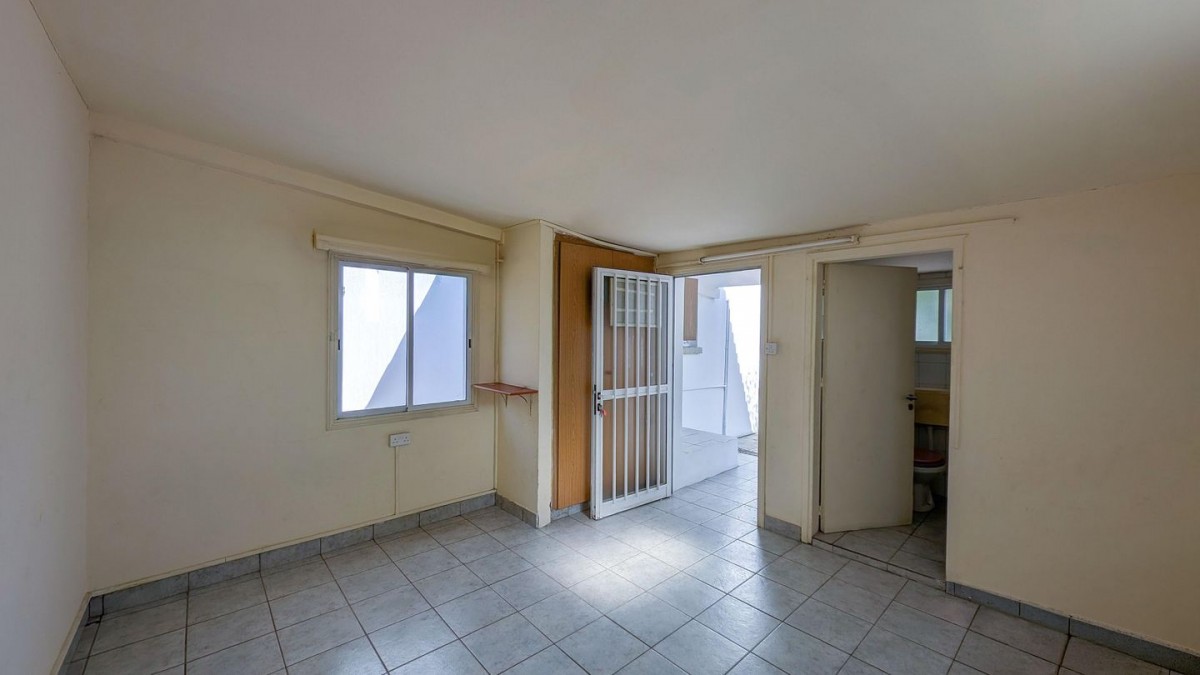 Two-Bedroom Detached House in Agia Varvara, Nicosia