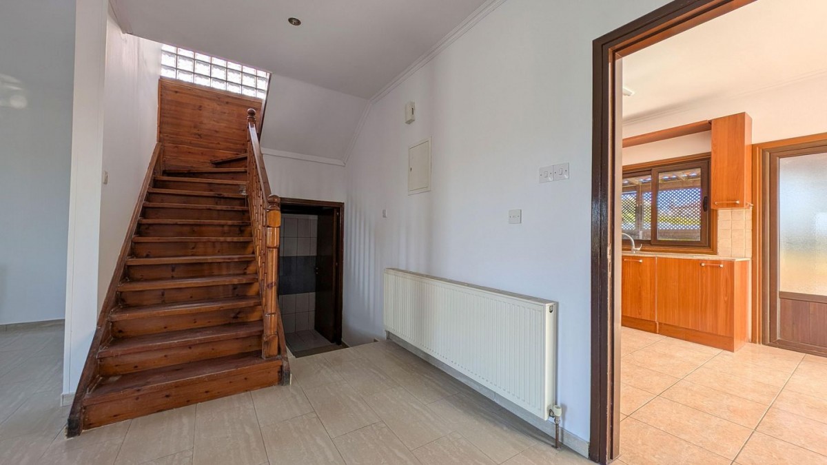 Four-Bedroom Detached House in Tseri, Nicosia