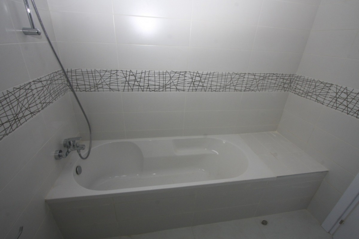 Detached Villa For Sale  in  Anavargos