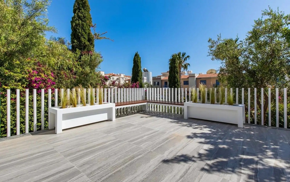 Detached Villa For Rent  in  Kato Paphos - Universal