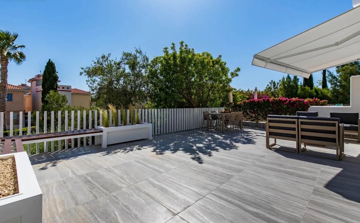 Detached Villa For Rent  in  Kato Paphos - Universal
