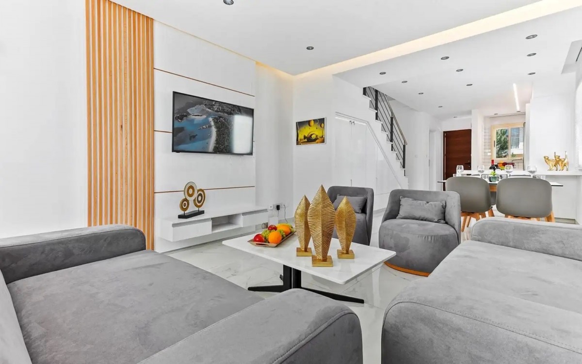 Detached Villa For Rent  in  Kato Paphos - Universal