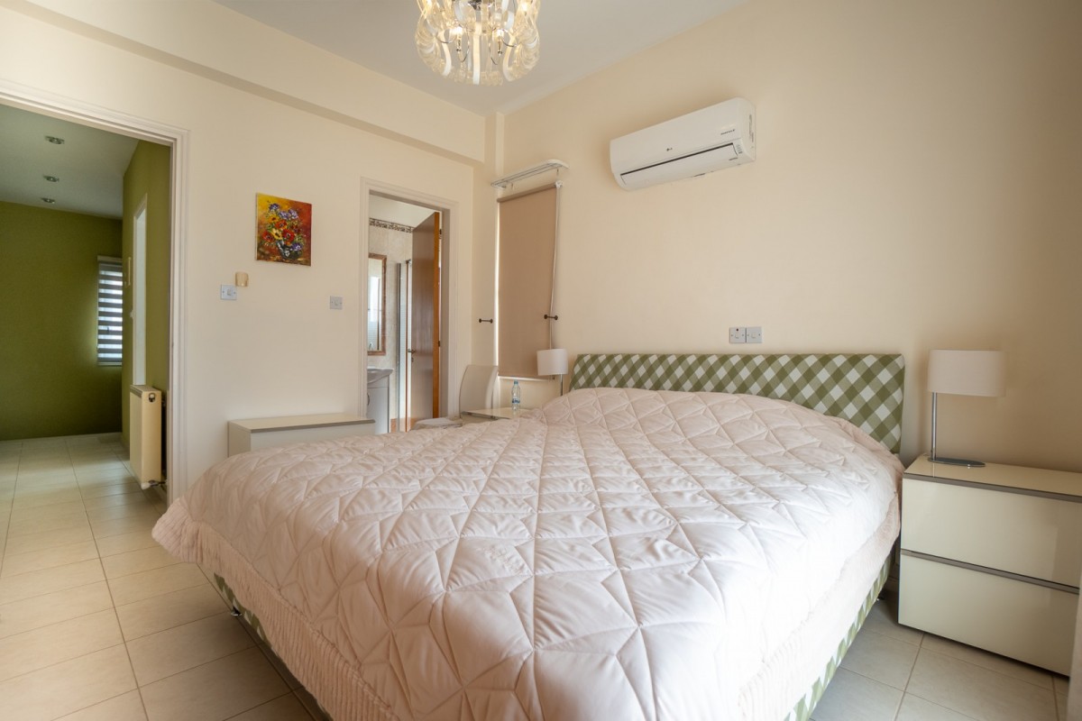 Detached Villa For Sale  in  Peyia