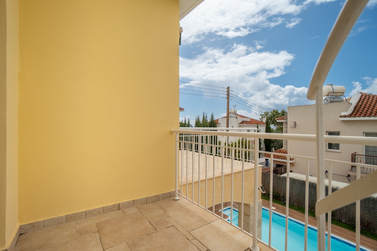 Detached Villa For Sale  in  Peyia