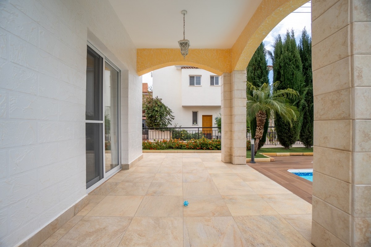 Detached Villa For Sale  in  Peyia