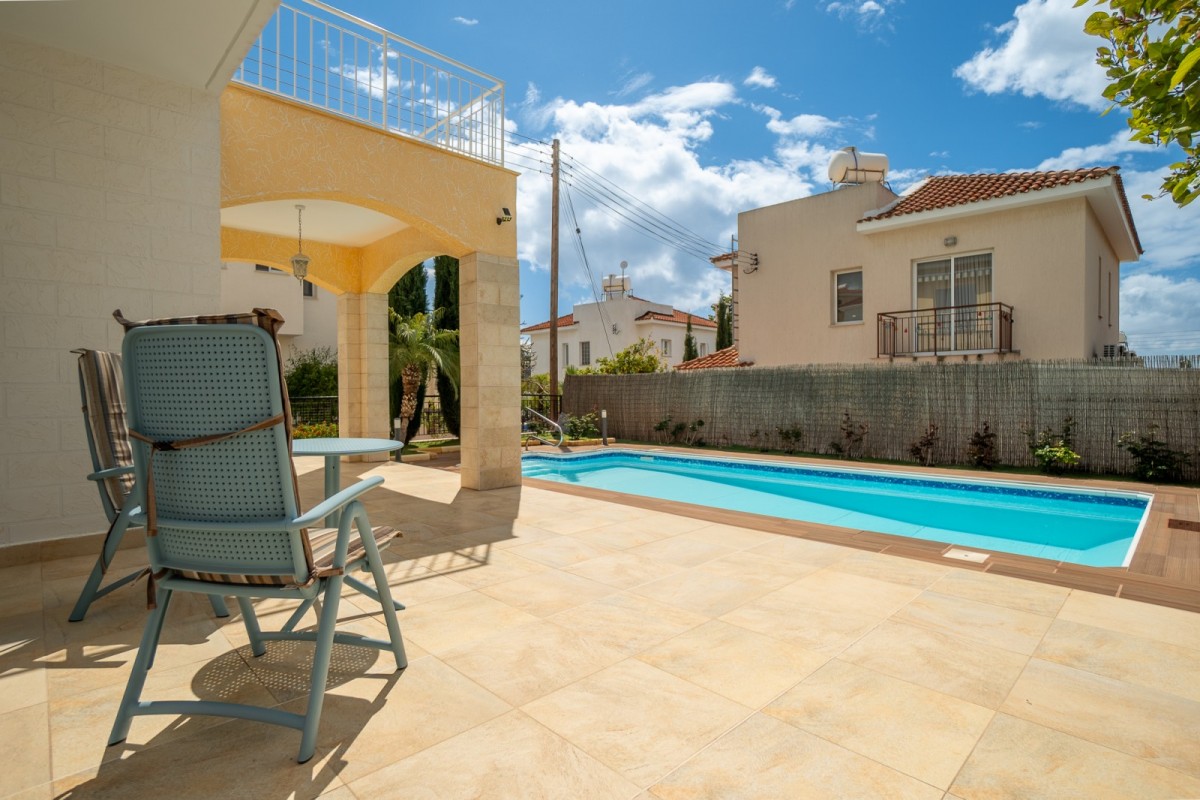 Detached Villa For Sale  in  Peyia