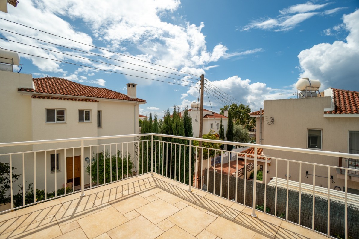 Detached Villa For Sale  in  Peyia