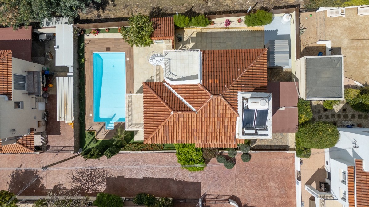 Detached Villa For Sale  in  Peyia