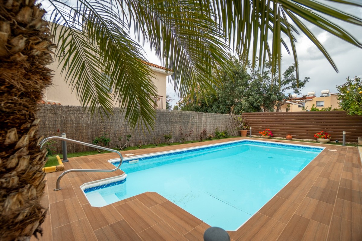 Detached Villa For Sale  in  Peyia