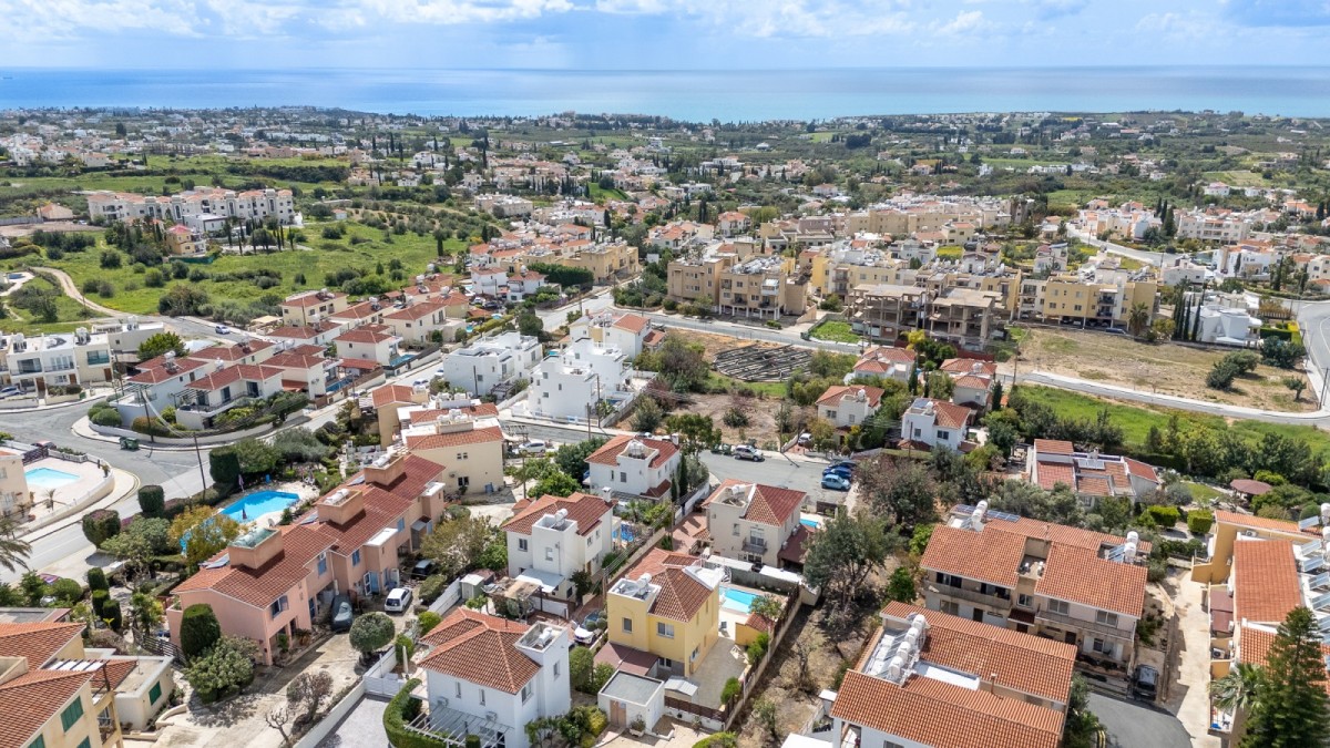 Detached Villa For Sale  in  Peyia