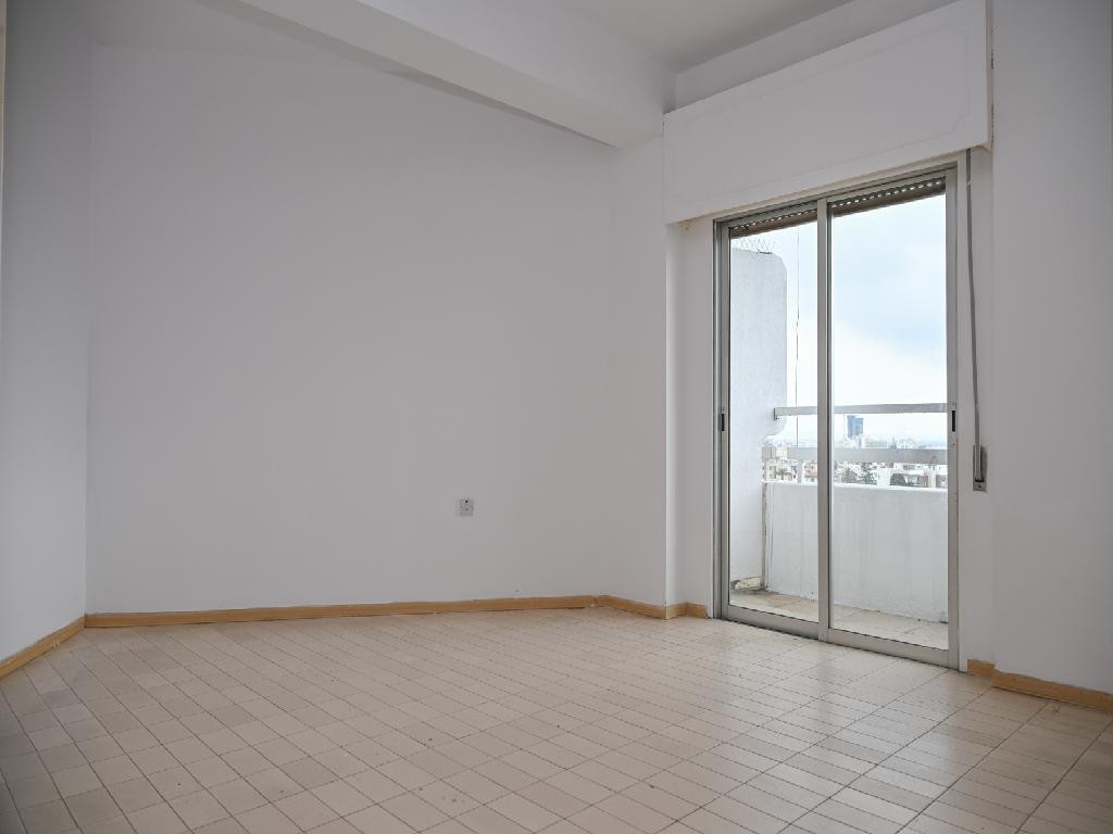 Office - «Carithers Court» - Chrysopolitissa, Larnaca