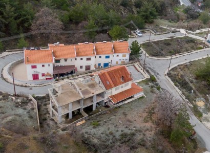 Agros, Limassol Semi Detached Villa For Sale | WW31079