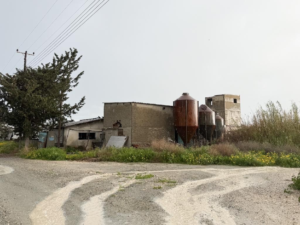 Aradippou Industrial / Warehouse For Sale | WW31082
