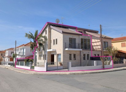 Oroklini, Larnaca Semi Detached Villa For Sale | WW31136