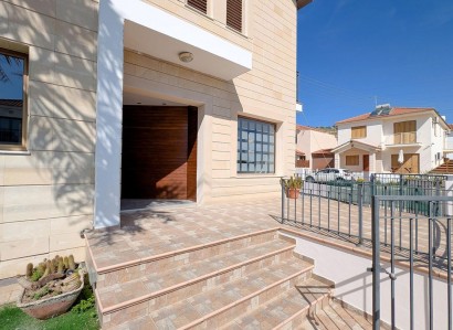 Oroklini, Larnaca Semi Detached Villa For Sale | WW31136