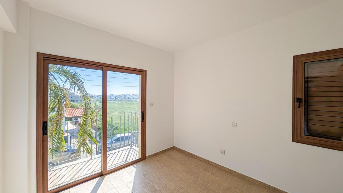 Semi-Detached House in Oroklini, Larnaca