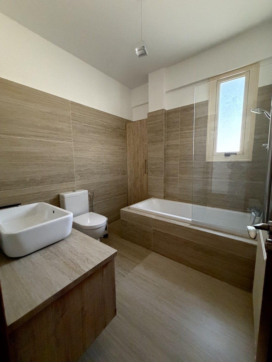 Detached Villa For Sale  in  Pyrgos
