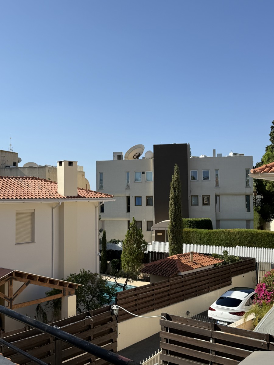 Detached Villa For Sale  in  Pyrgos