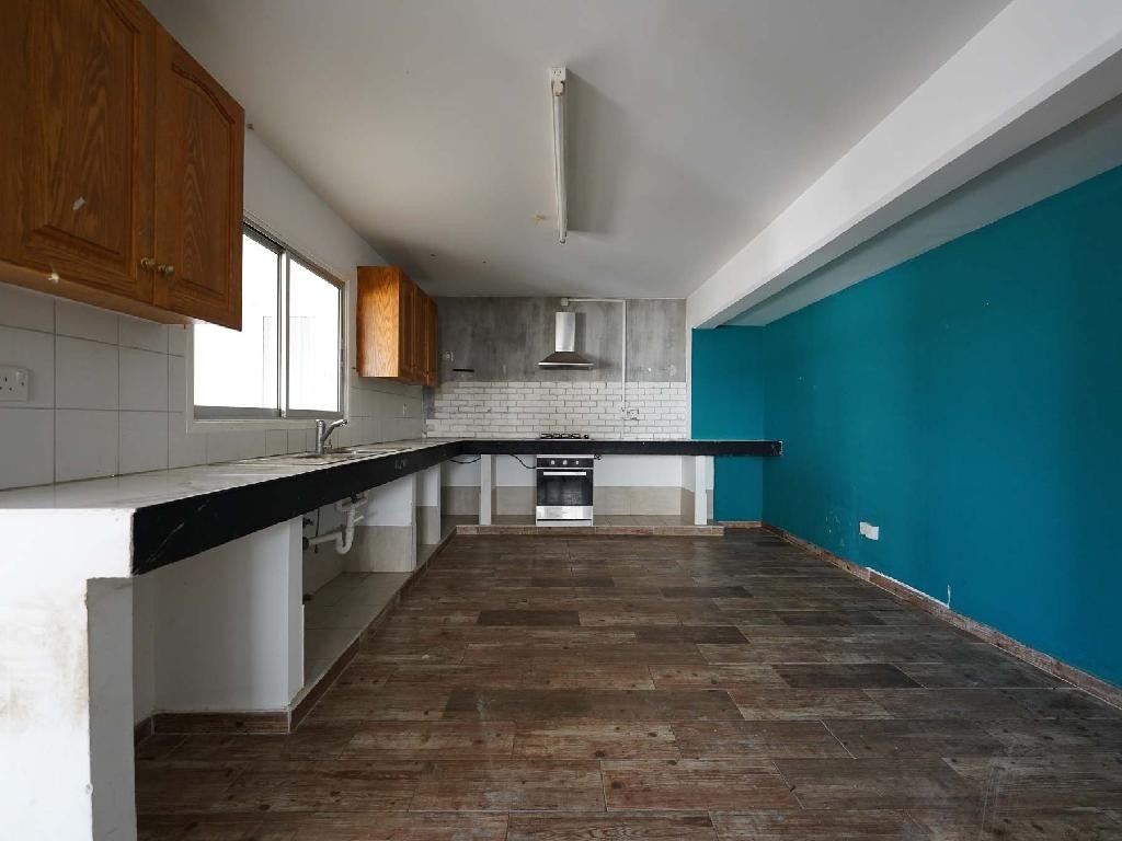 Building - Geri, Nicosia