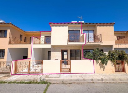 Dromolaxia, Larnaca Semi Detached Villa For Sale | WW31166