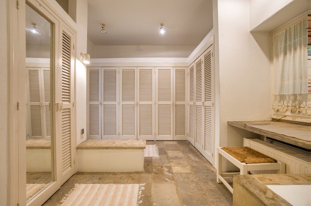 Bungalow For Sale  in  Mesogi